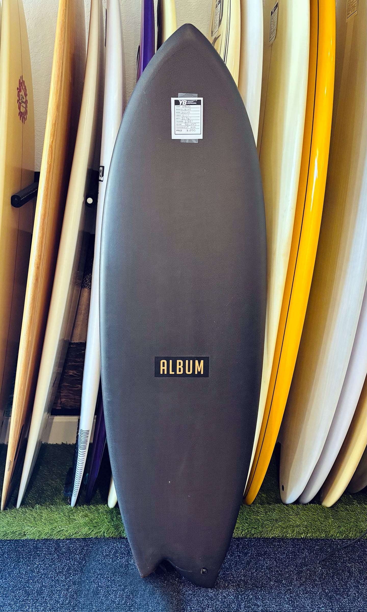 Album 5'11" 38L Dark Arts Asym