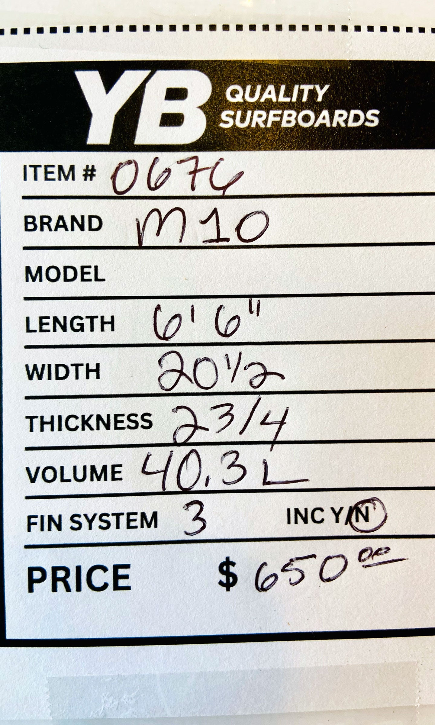 M10 6'6" 40.3L Surfboard