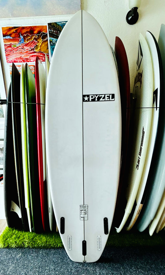 Pyzel 6'6" 48L White Tiger Used Surfboard
