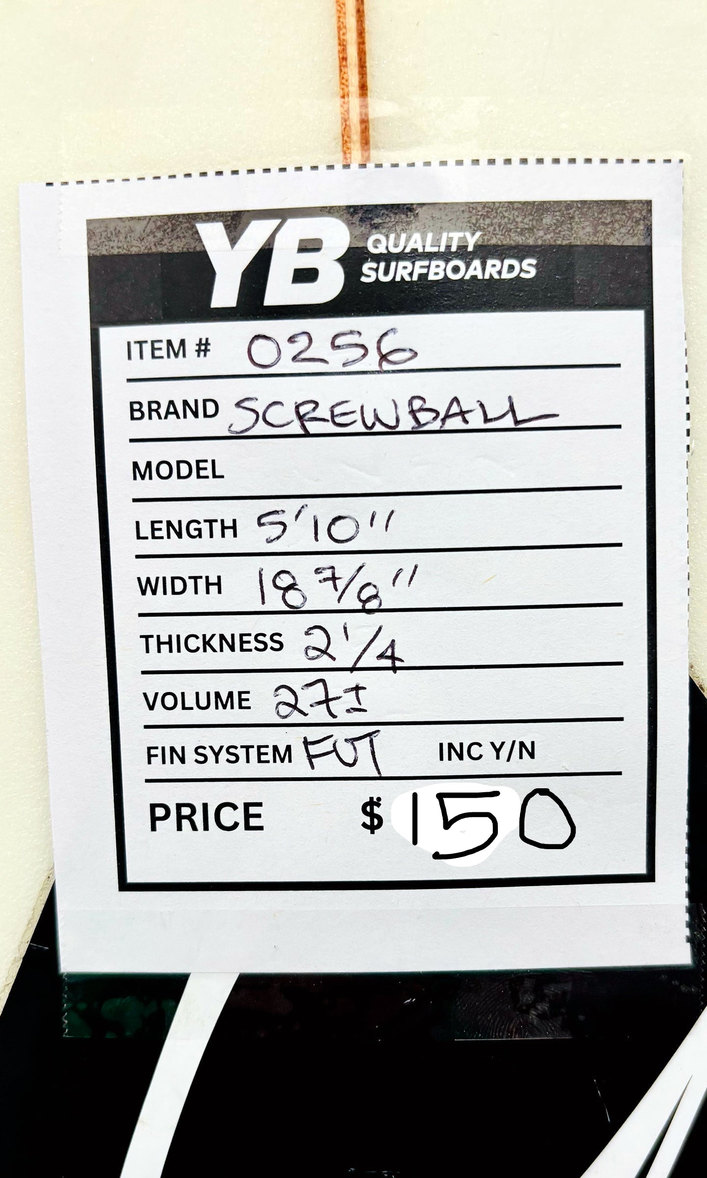 Screwball 5'10" 27L thruster