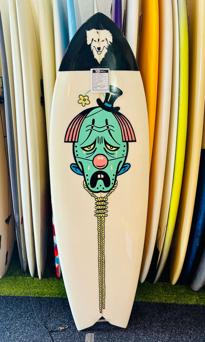 Calvin 5'7" Twin Fin Surfboard