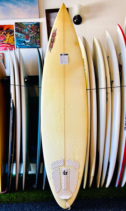 FSC 6'10" Step Up Surfboard