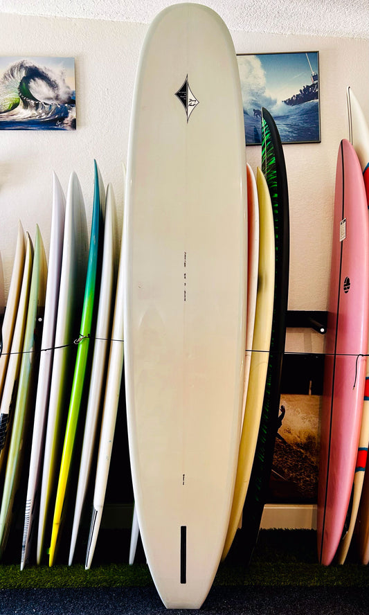 Haut 9'8" 80L Bump Used Longboard