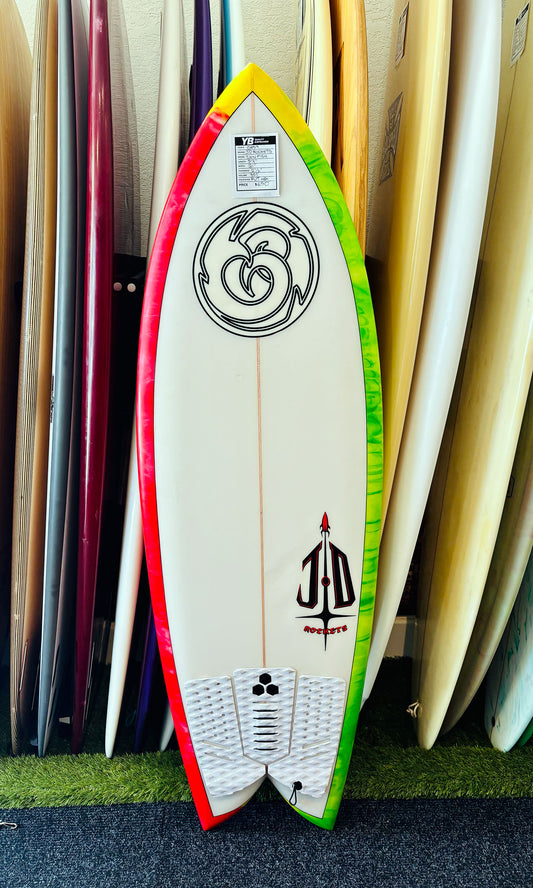 JD Rockets 5'7" 35L Twin Fin Fish Surfboard