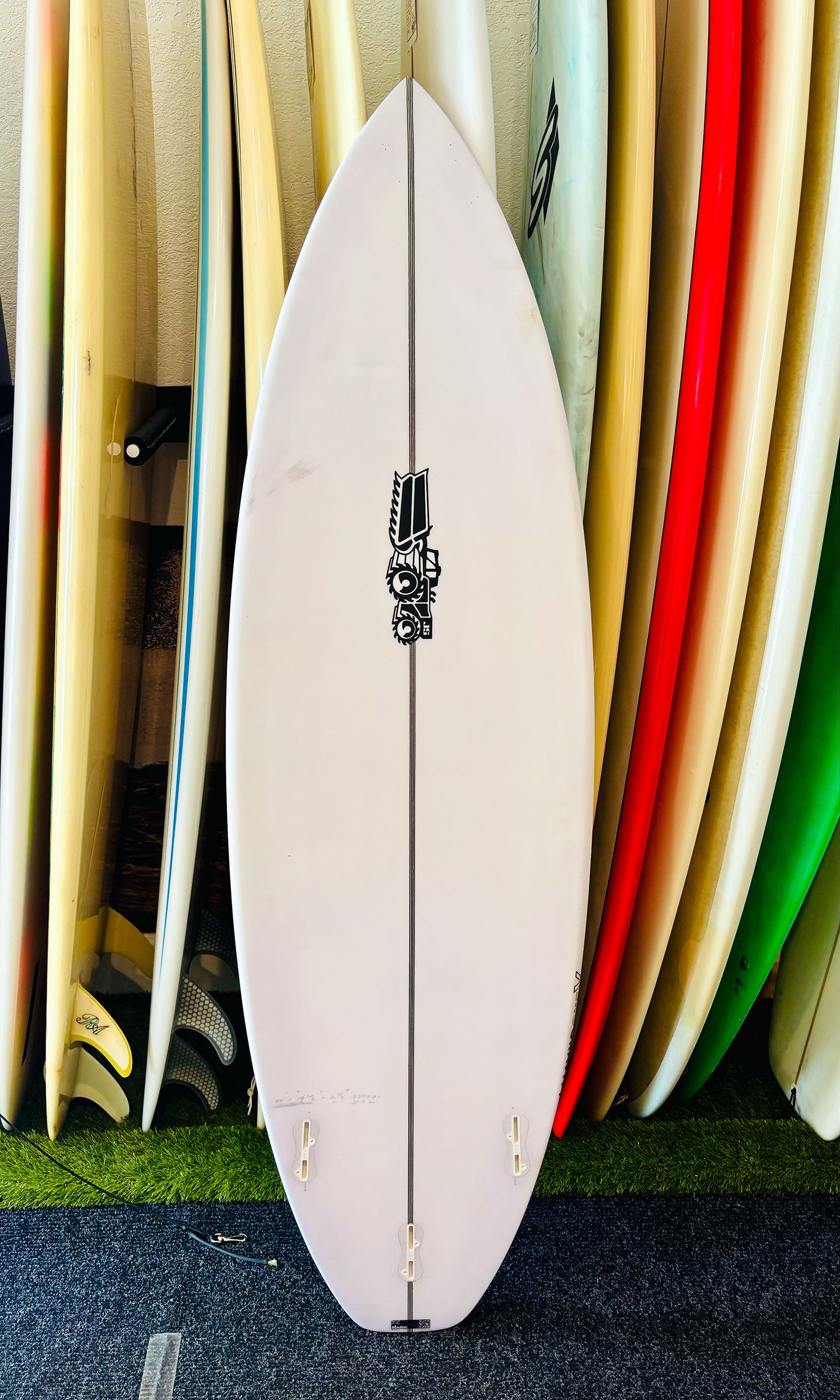 JS 5'11" 31L Gravity Xero Surfboard