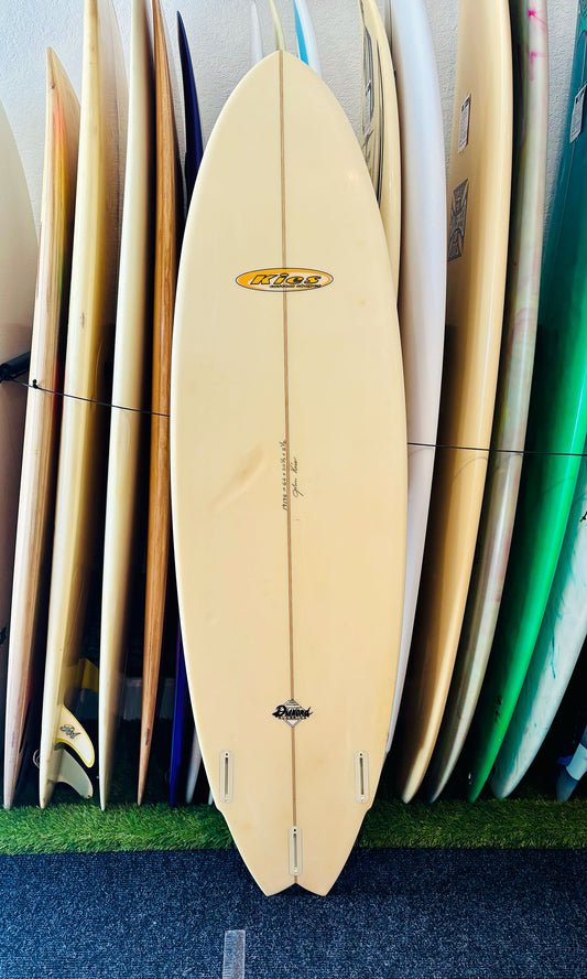 Kies 6'6" 38L Mid Length Surfboard