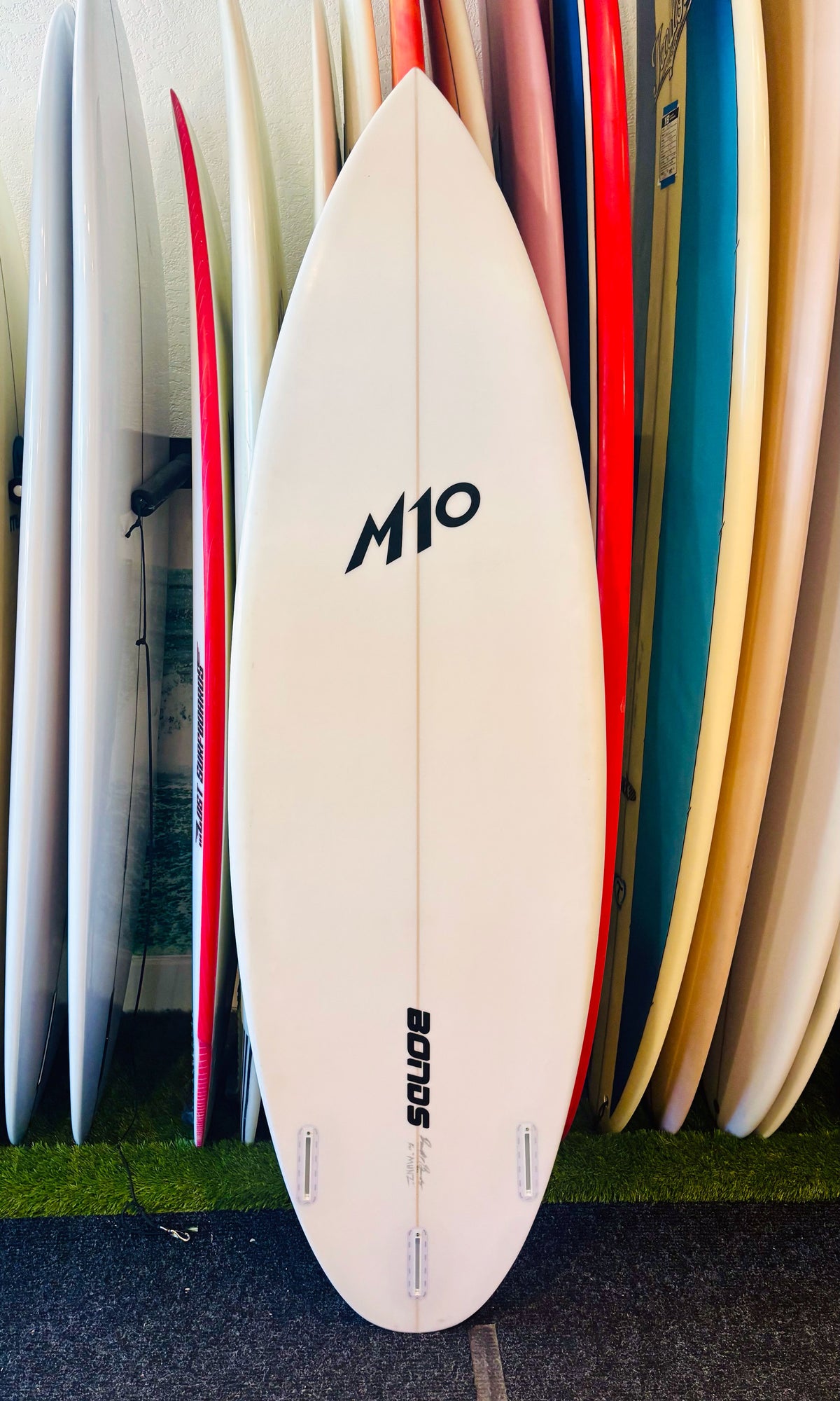 M10 6'3" 40.8L Munster Model Used Surfboard