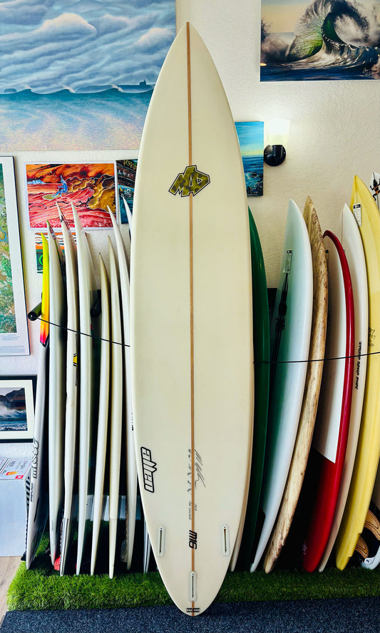 Mad 8'6" Gun Used Surfboard