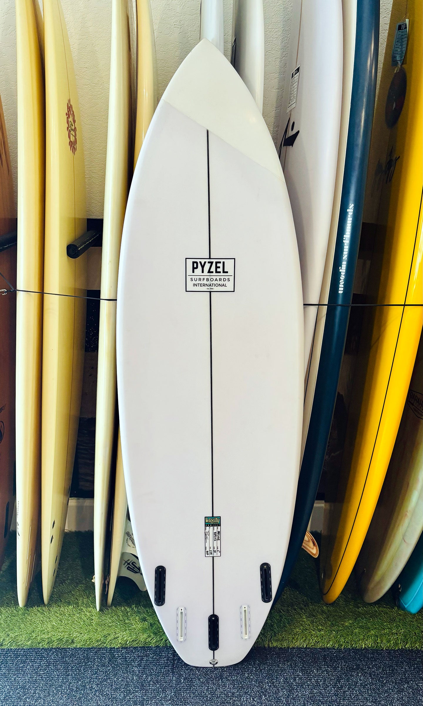 Pyzel 6'0" 34.9L Precious