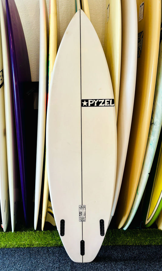 Pyzel 6'2" 32.2L Shadow Surfboard