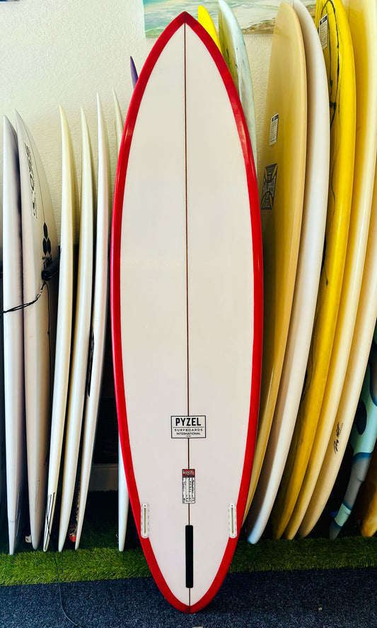 Pyzel 7'4" 50.6L Mid Length Crisis Surfboard