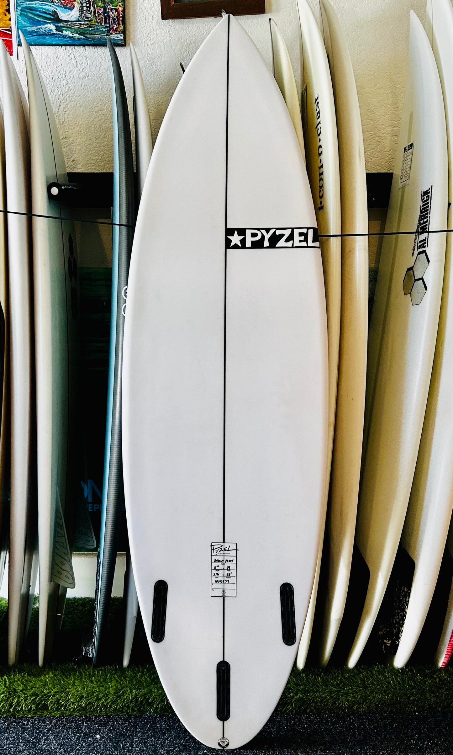 Pyzel 5'10" 28L Radius Prime Used Surfboard