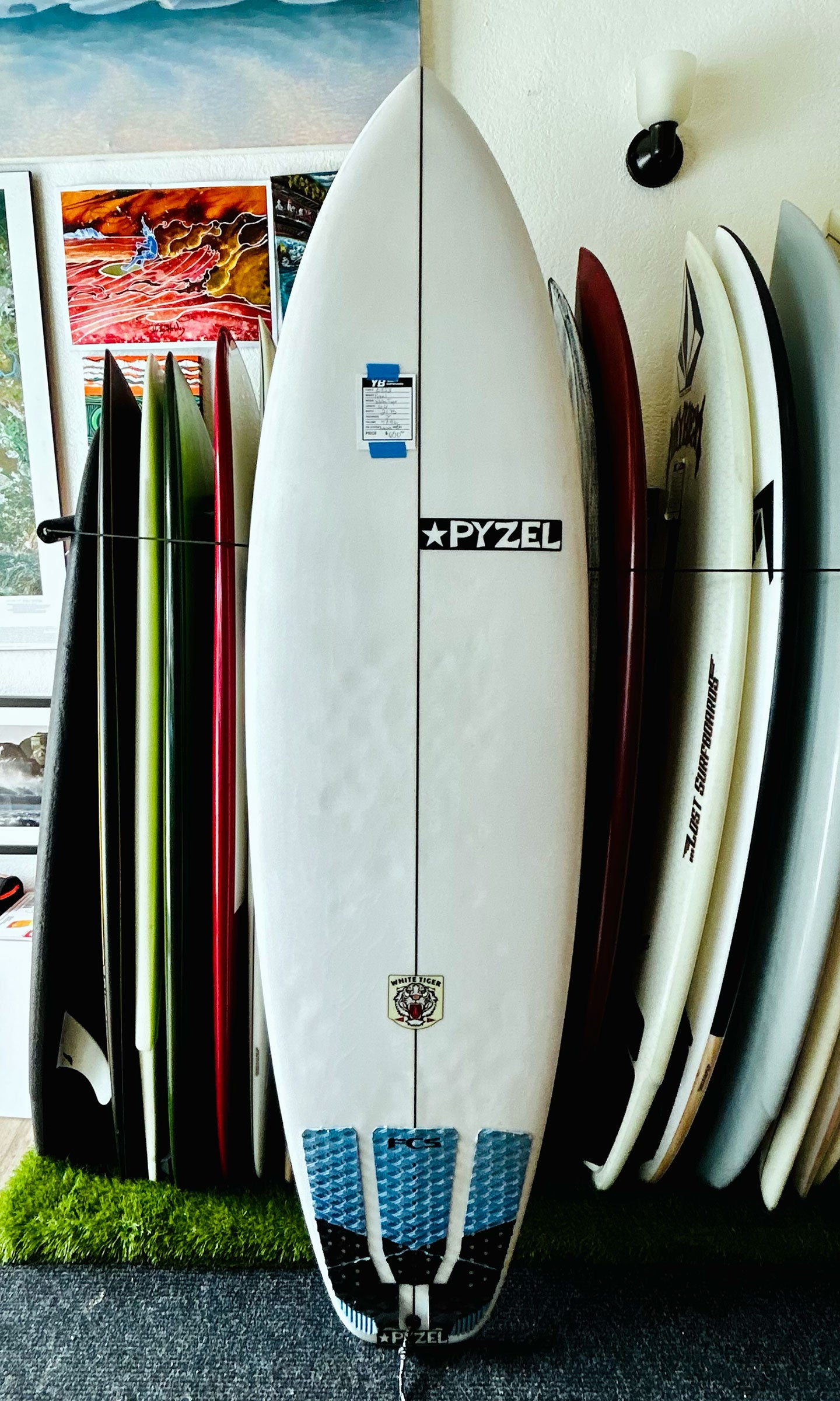 Pyzel 6'6" 48L White Tiger Used Surfboard