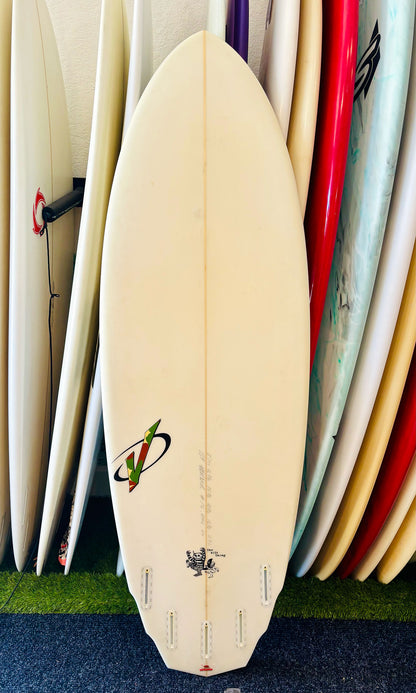 Vernor 5'10" 32L Wild Thing Surfboard